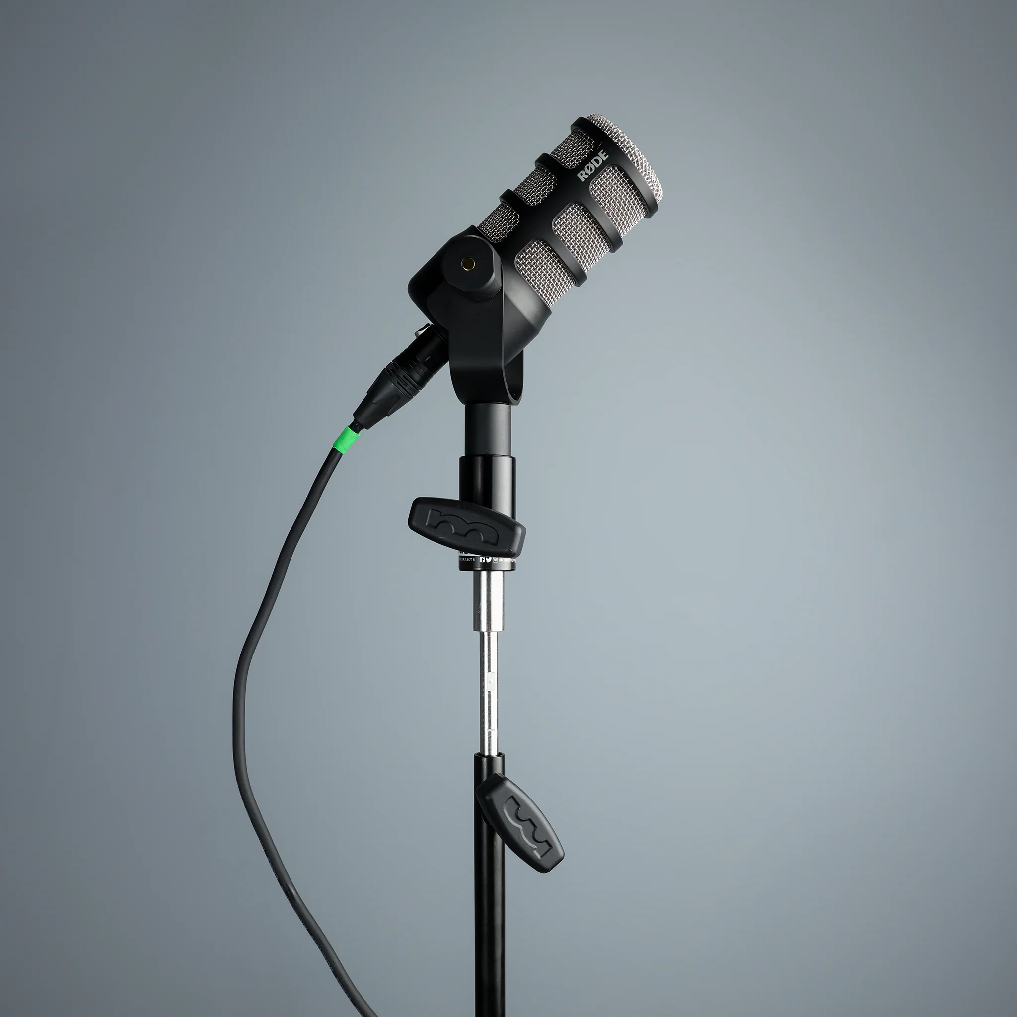 https://www.kenko-pi.co.jp/photo/429040_Grip_Rail_5_8_Microphone.webp
